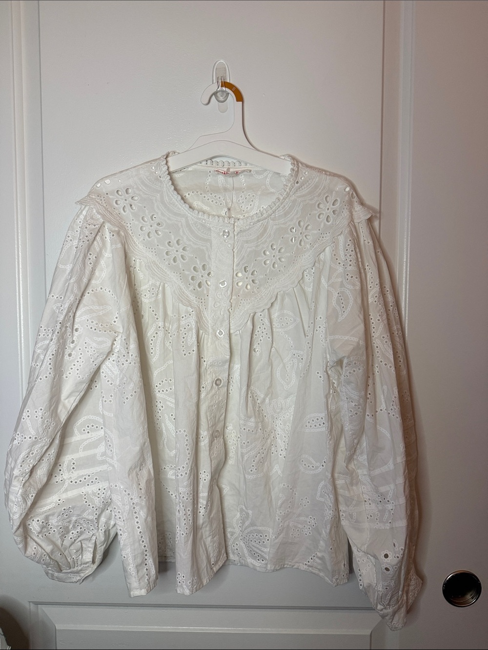 Bailey Rose White Eyelet Blouse & Shorts Set โ Top XS / Shorts S